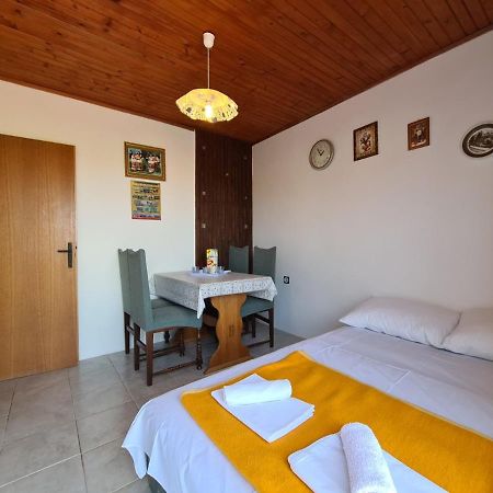Apartments Zlatko 1397 Štinjan Kültér fotó