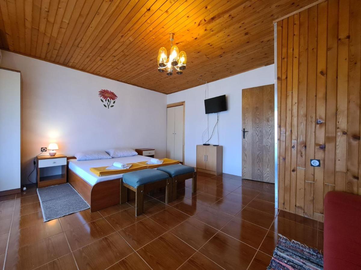 Apartments Zlatko 1397 Štinjan Kültér fotó