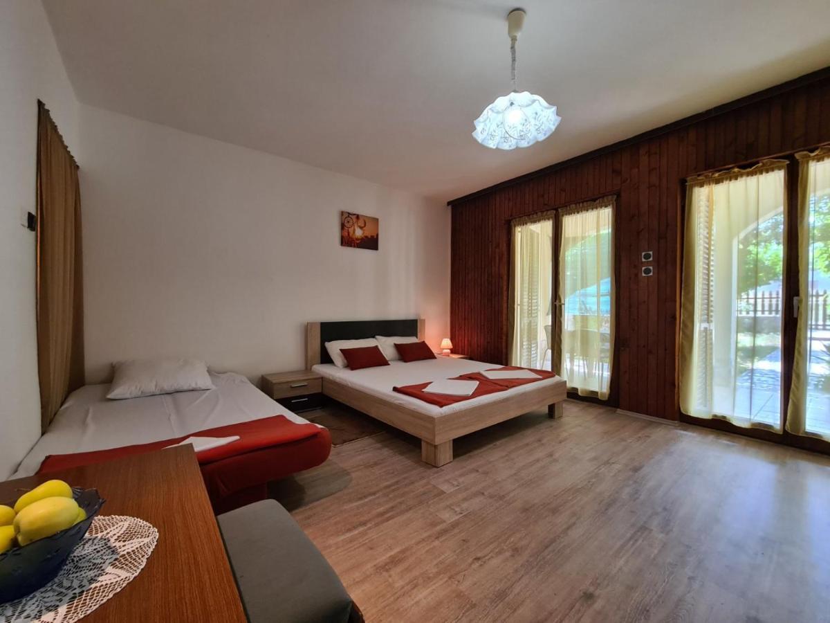 Apartments Zlatko 1397 Štinjan Kültér fotó