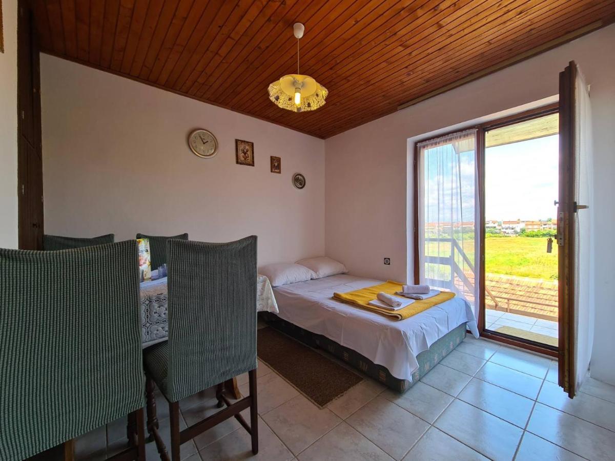 Apartments Zlatko 1397 Štinjan Kültér fotó