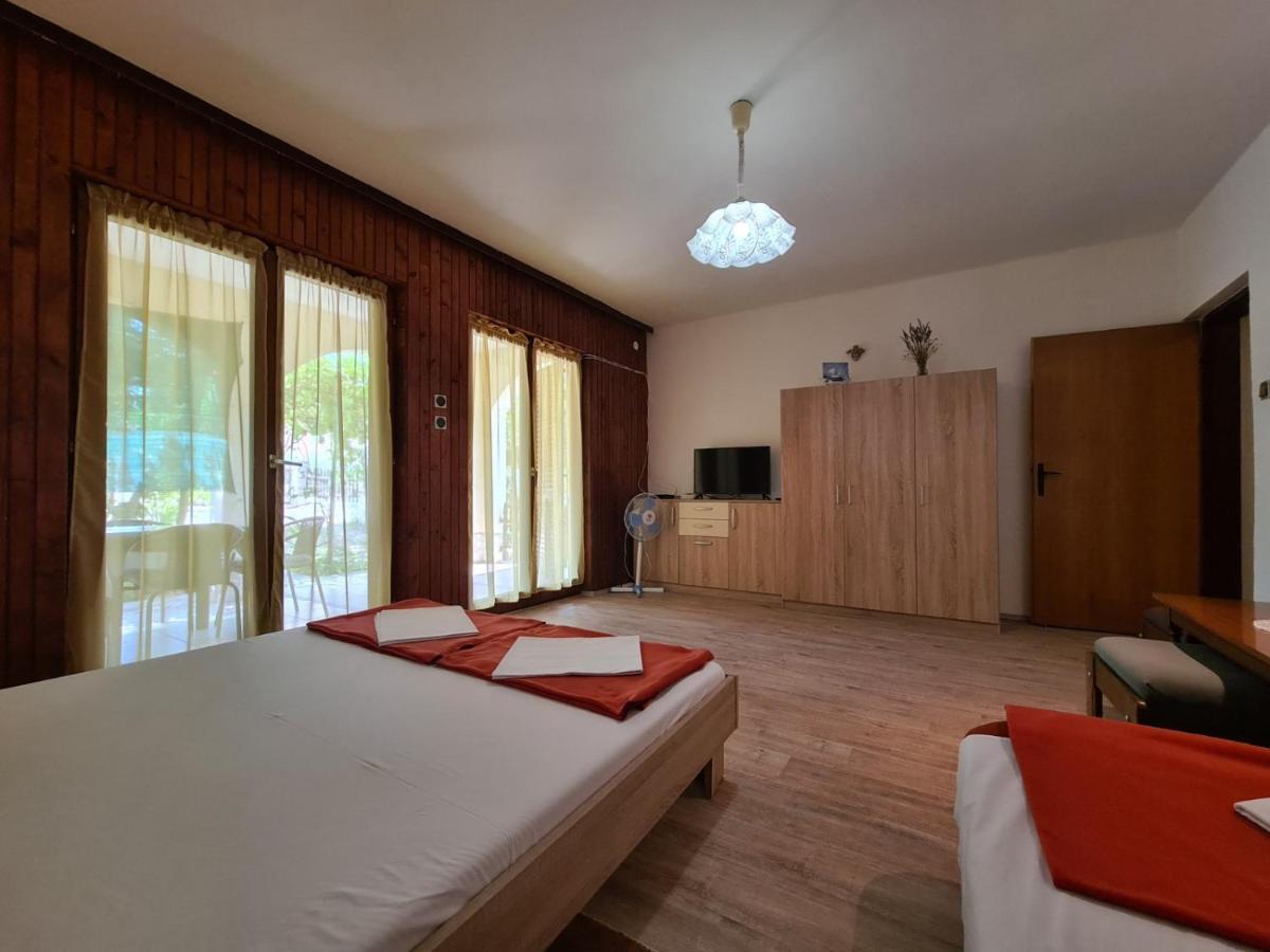Apartments Zlatko 1397 Štinjan Kültér fotó
